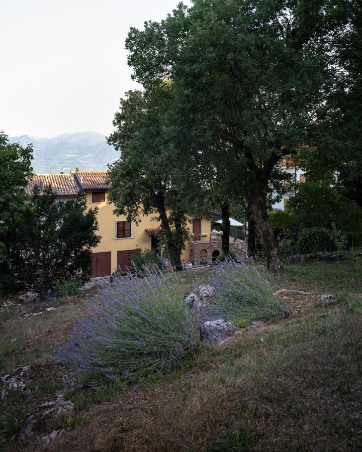 La Casetta, Appartamento Con Vista Lago E Montagne ซานเซโน ดี มอนตาญญา ภายนอก รูปภาพ