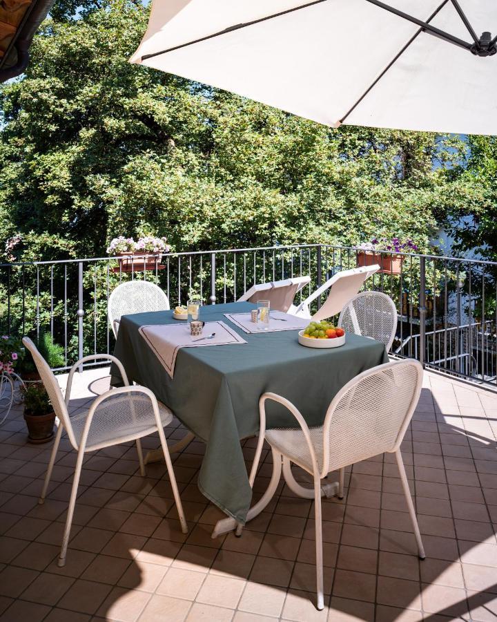 La Casetta, Appartamento Con Vista Lago E Montagne ซานเซโน ดี มอนตาญญา ภายนอก รูปภาพ